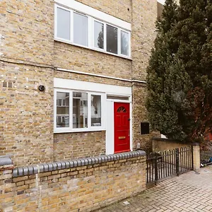 https://limehouse-beds-to-stay.brighton-hotels-england.com